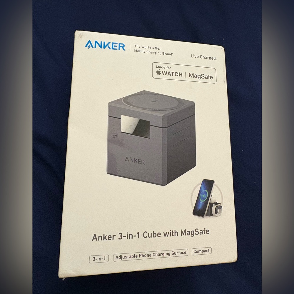 Anker MagSafe Charging Cube in Black